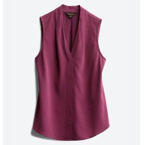 Sleeveless Notched Neck Top L